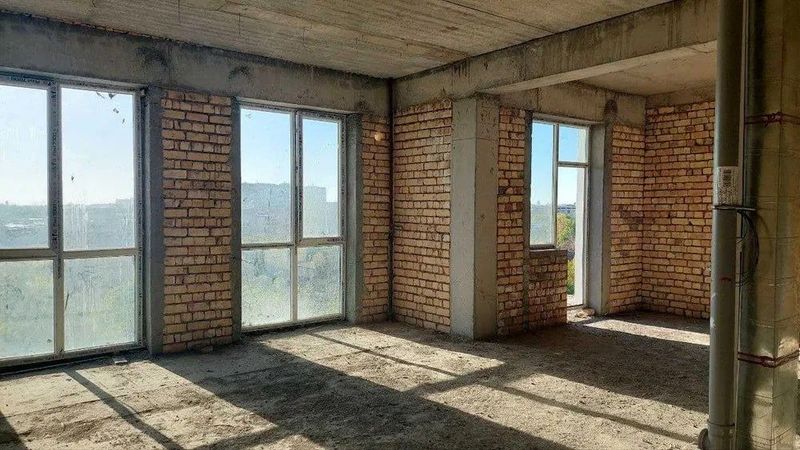 Sun City — 2-комнатная квартира в кирпичном доме, метро Олмос Sun City — 2-комнатная квартира в кирпичном доме, метро Олмос
