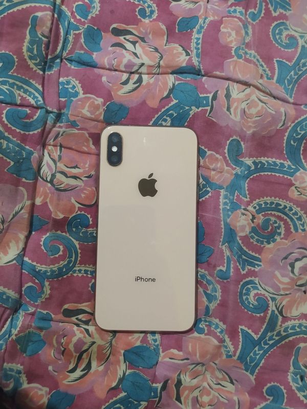 Iphone XS GOLD 64GB 100% useleni holati rasmda