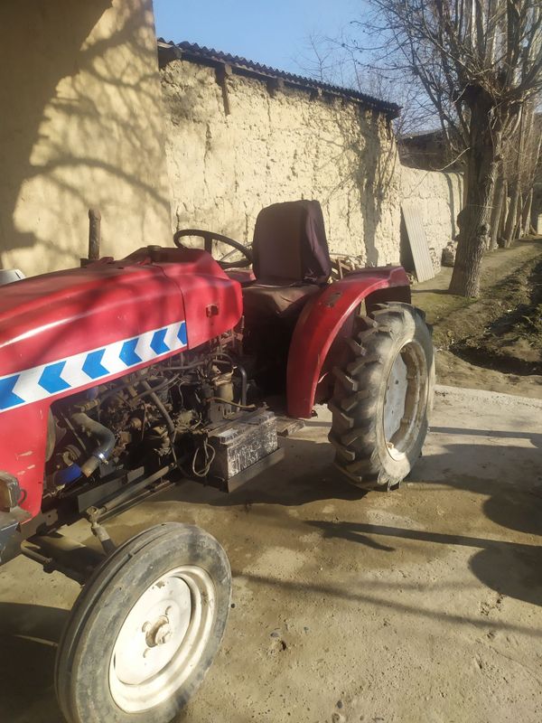 Mini traktor sotiladi holati alo