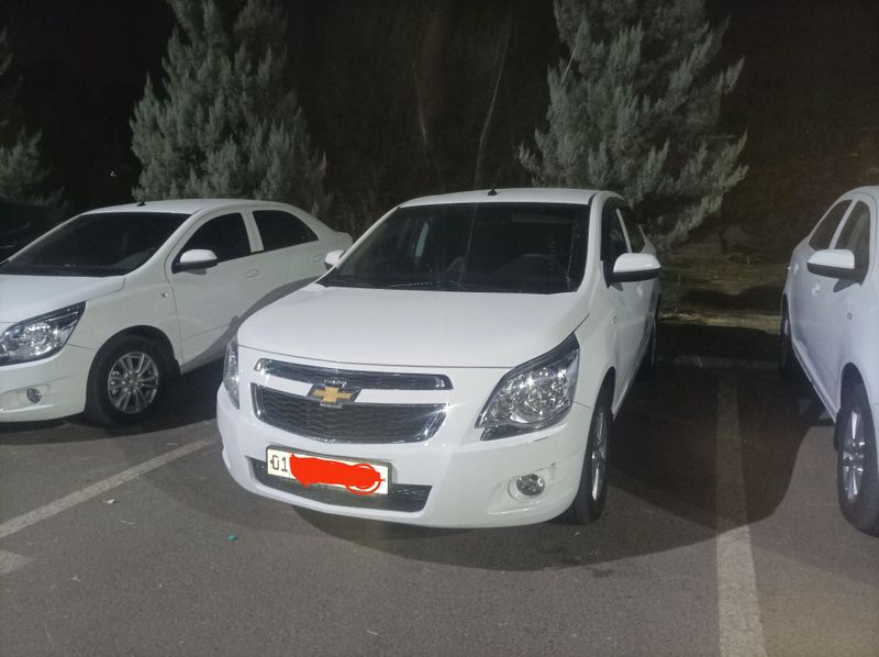 Cobalt style 4-pazetsiya ful avtomat. Rangi oq. Kraskasi tozza. Metani