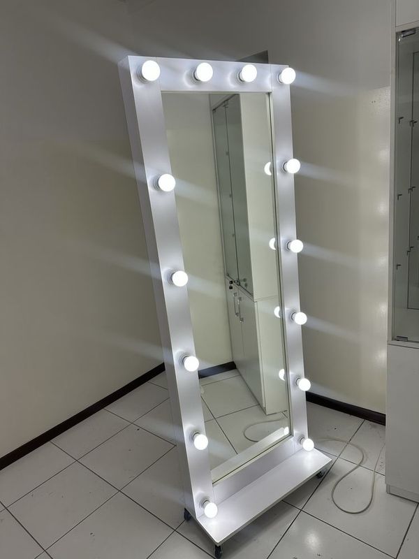 Led oyna зеркала Лампа стойка отличном состояние