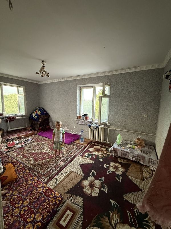 1- Ком квартира кирпичний, 4-етаж возле Ангрен базара15.500$ 1- Ком квартира кирпичний, 4-етаж возле Ангрен базара15.500$