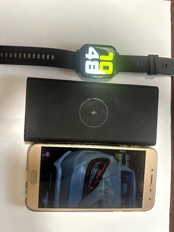 Telefon powerbank smartwatch sotlidi Telefon powerbank smartwatch sotlidi