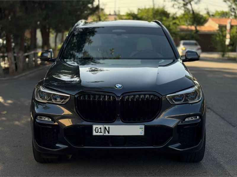 Продаётся BMW X5 40XI G05 2022 года Продаётся BMW X5 40XI G05 2022 года