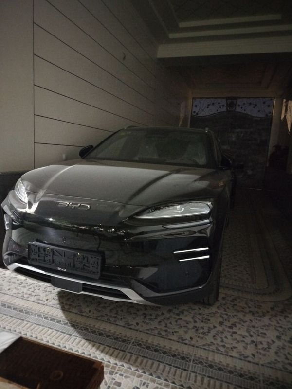 BYD Chempion sotiladi