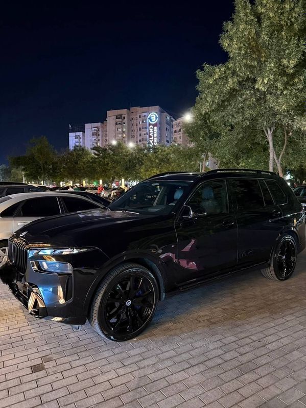 Bmw x7 M50 продаётся Bmw x7 M50 продаётся