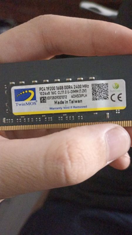 OZU DDR4 16gb 2400mhz + m2 SSD 120 gb OZU DDR4 16gb 2400mhz + m2 SSD 120 gb