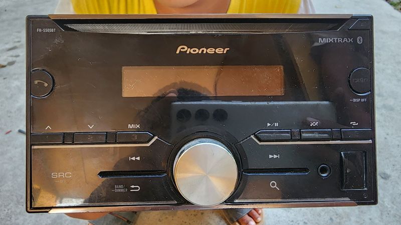 Pioneer fh-s505bt