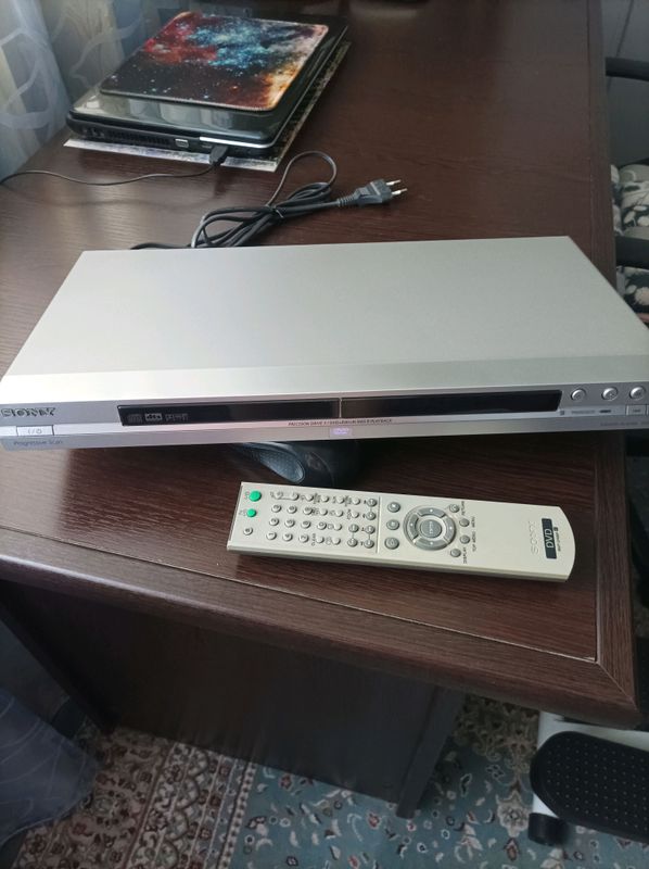Продается DVD плеер. Продается DVD плеер.