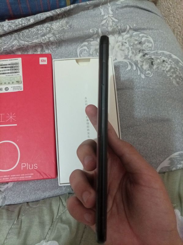 Redmi 5+ 3/32 mi clavud tushgan Redmi 5+ 3/32 mi clavud tushgan