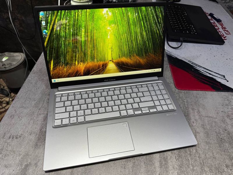 ASUS - 15.6” Сенсорый! Ultra 5-120U! 16GB! 1TB ASUS - 15.6” Сенсорый! Ultra 5-120U! 16GB! 1TB