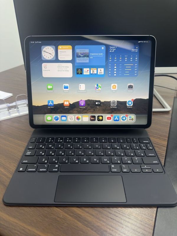 Срочно iPad Pro 11 M1 128 GB Sim комплект 700 булиши