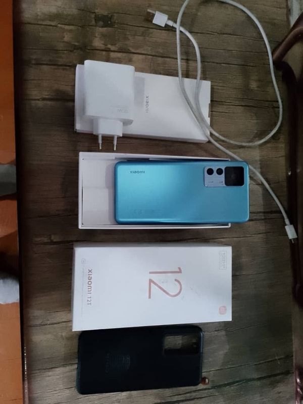 Xiaomi 12 T 8,256 gb telga garantiya aybi yòq Xiaomi 12 T 8,256 gb telga garantiya aybi yòq