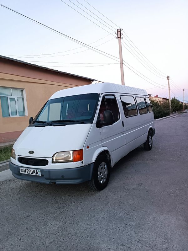 Ford tranzit( mikroaftobus) sotiladi, 1995 yil , metan