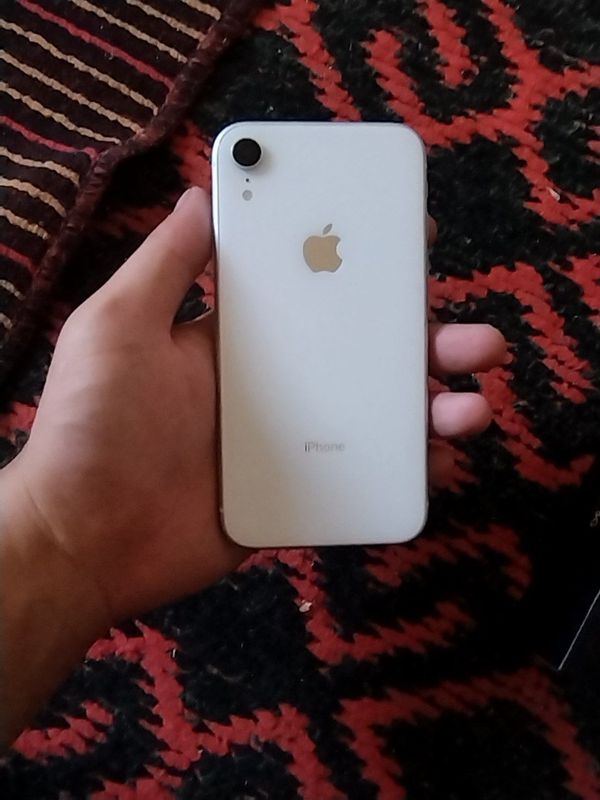 Iphone xr 128 srochna