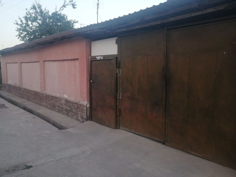 Продаётся дом в Чирчике Продаётся дом в Чирчике