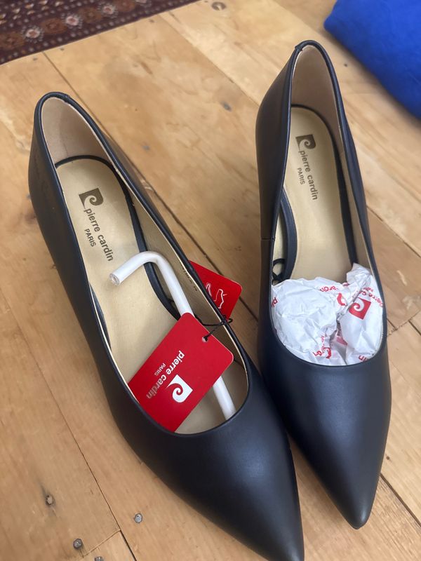 Новые, Pierre Cardin Новые, Pierre Cardin