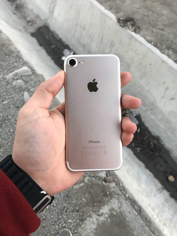 iPhone 7 32/100 gold