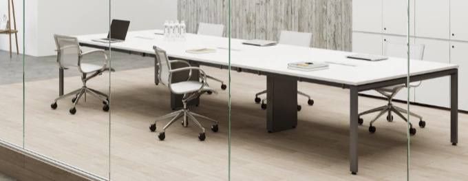 Ofis uchun mebel sotoladi B/U yaxshi holatda