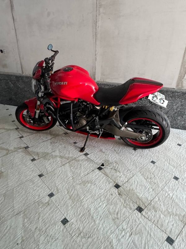 Ducati Monster 821 Ducati Monster 821