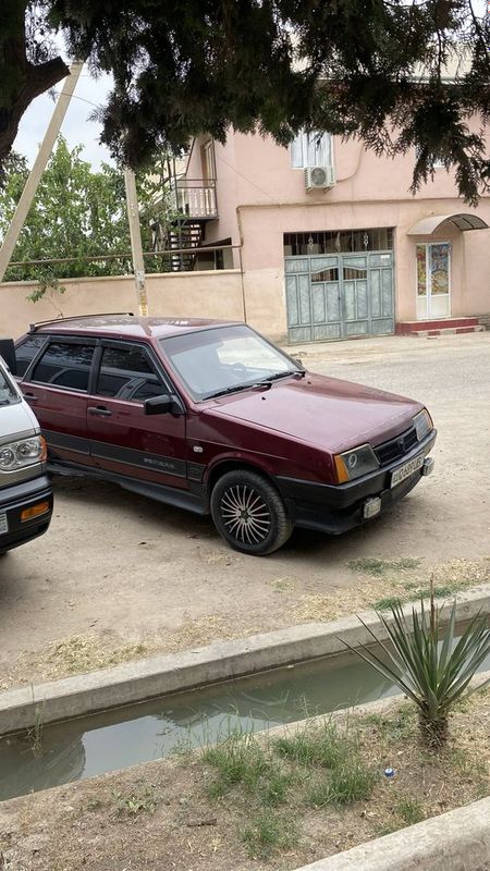 Lada 2109 sotiladi Lada 2109 sotiladi