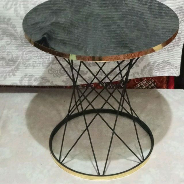 Loft meblariga metal karkaz yasab beramiza Loft meblariga metal karkaz yasab beramiza