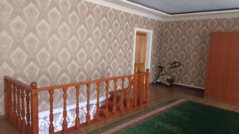 Hovli 2 etajli 6 sotix Hovli 2 etajli 6 sotix