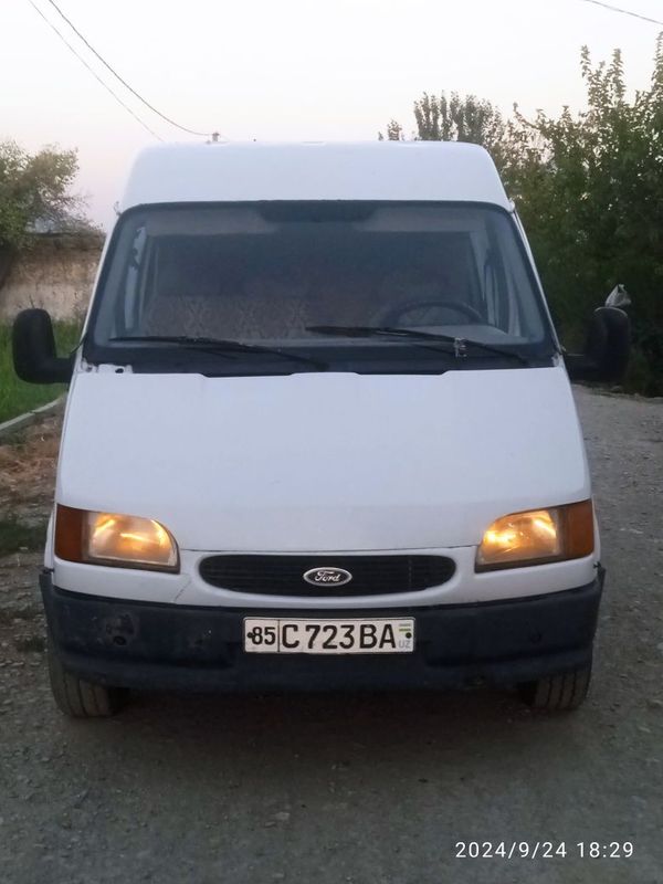 Ford transit idealniy 3krug yurgan