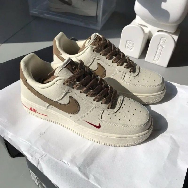 Nike Air Force бежевая расцветка Nike Air Force бежевая расцветка
