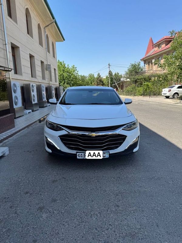 Malibu 2 2.4 oq 2018-yil Malibu 2 2.4 oq 2018-yil