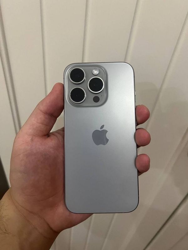 Срочно iphone 15 pro 256 gb