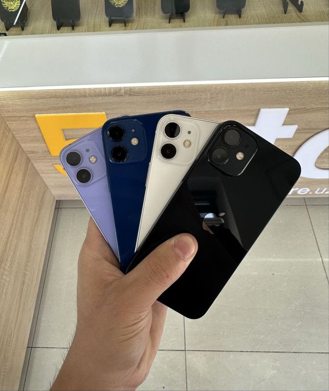 iPhone 12 mini iPhone 12 mini