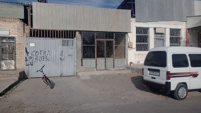 Do'kon garaj sotiladii arendaga ham beriladi Do'kon garaj sotiladii arendaga ham beriladi