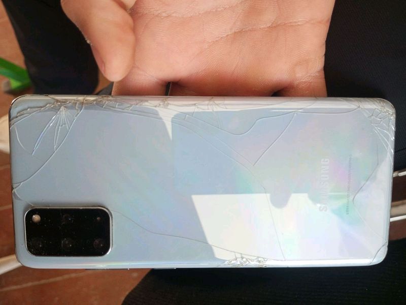 samsung s20+5g samsung s20+5g