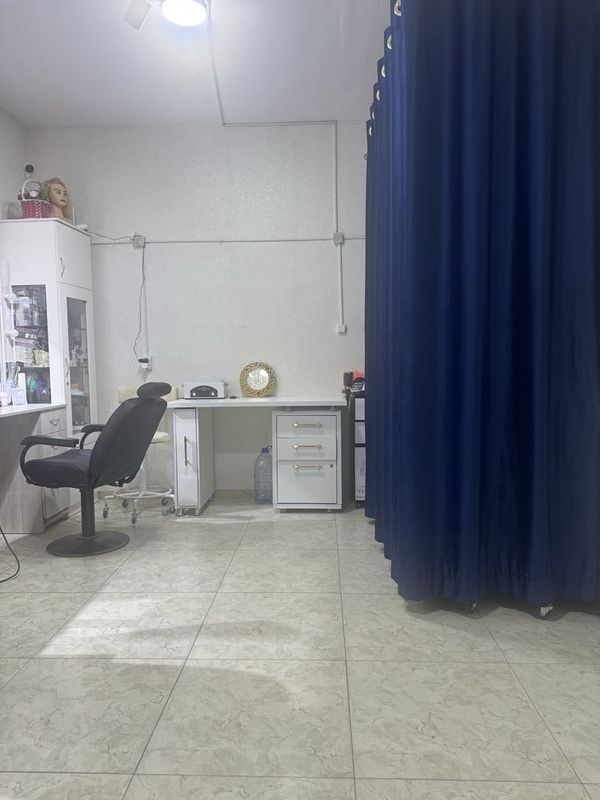 Monikur qiluvchi ayol qiz kerak Monikur qiluvchi ayol qiz kerak