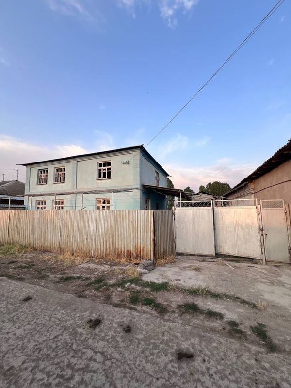 Продается Орта чир чик Навруз Махалля Продается Орта чир чик Навруз Махалля