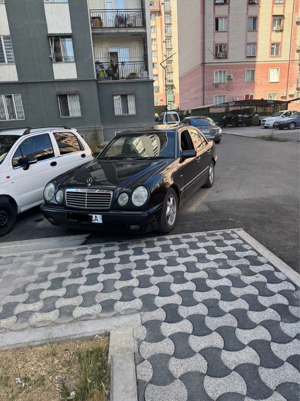 mercedes benz W210 E280 qora avangard mercedes benz W210 E280 qora avangard