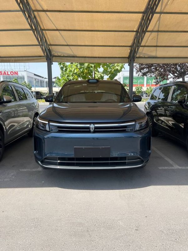 Aito M7 Ultra AWD