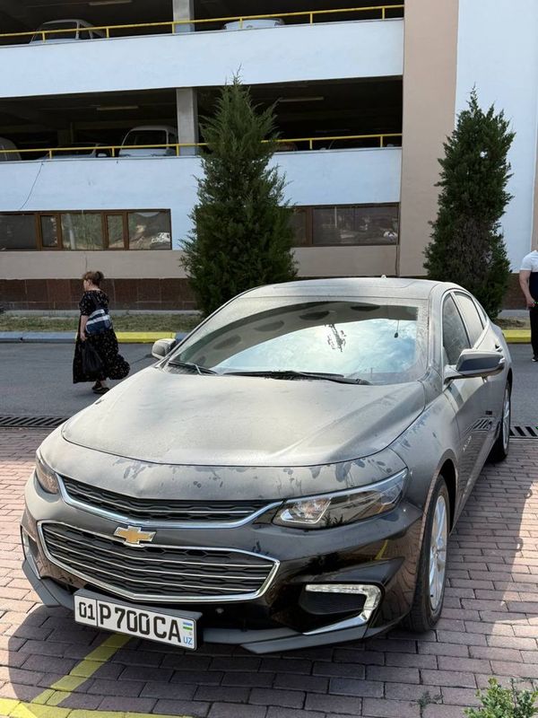 Malibu 2,4 2018 yil Qora 2700 km probeg holati Yengi Malibu 2,4 2018 yil Qora 2700 km probeg holati Yengi