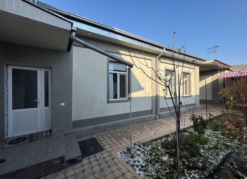 Продам дом в Мирзоулугбекском районе. Продам дом в Мирзоулугбекском районе.