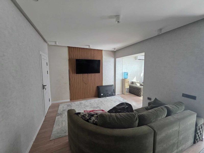 Ц-2 Алайский 2-комнатная 4/4 58 м² евроремонт мебель техника