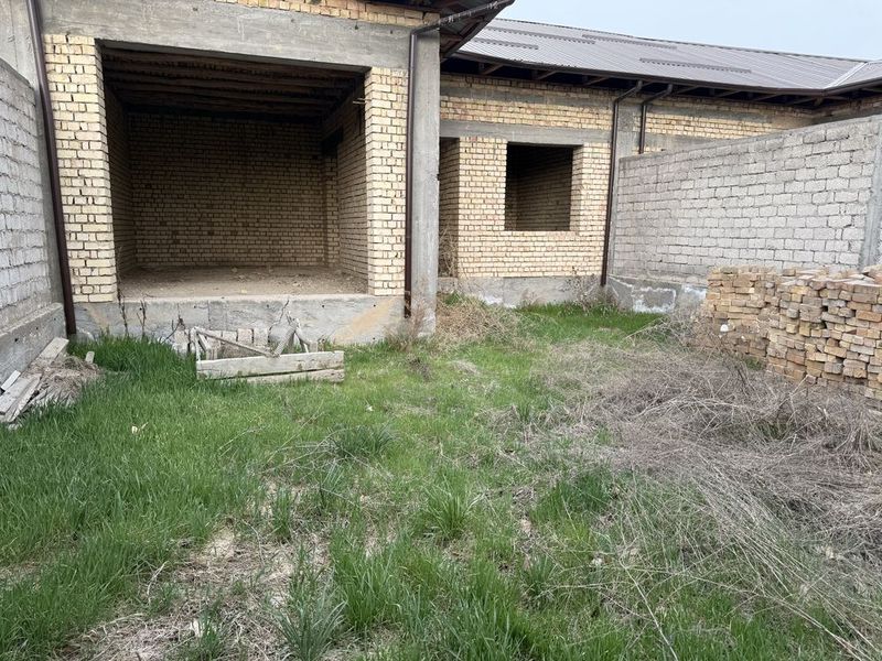Ховли жой коробка, Тузел Ховли жой коробка, Тузел