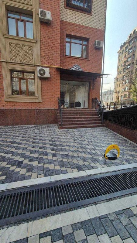 Продается офис. Яккасарайский район Ориентир - ЖК Дреам Хаус
