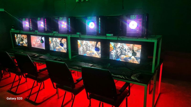 Срочно игравой компютерлар сотилади 10 дона Срочно игравой компютерлар сотилади 10 дона