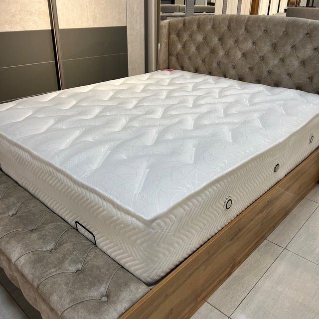 Matras 200*180 srocni sotiladi