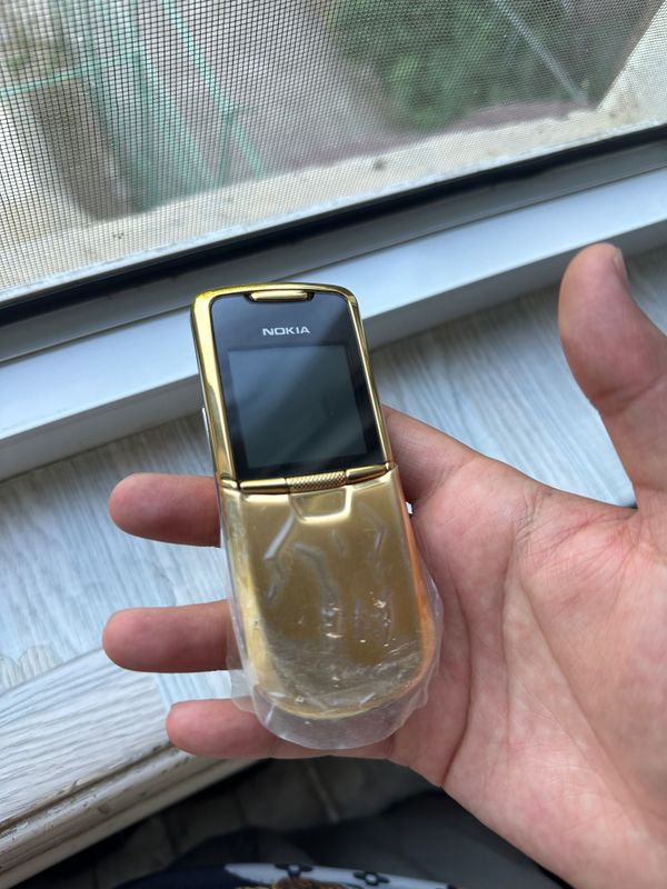 Продаю срочно nokia 8800 Продаю срочно nokia 8800