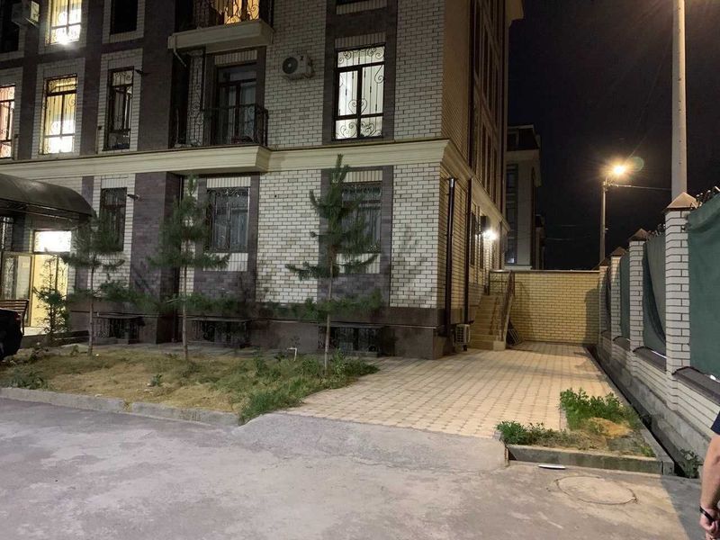 Продается 5х комнатная 2х уровневая в Сергели рядом с метро "5-Бекат" Продается 5х комнатная 2х уровневая в Сергели рядом с метро "5-Бекат"