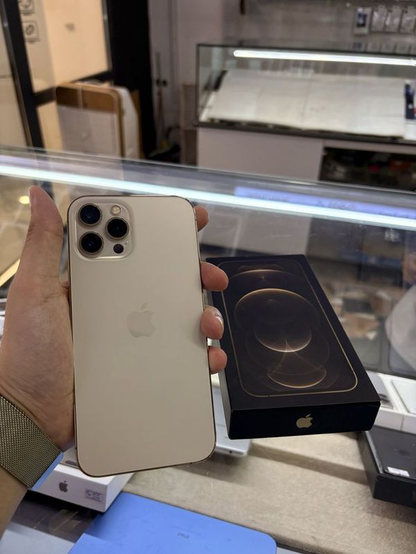 iPhone 12 Pro Max 128 gb gold