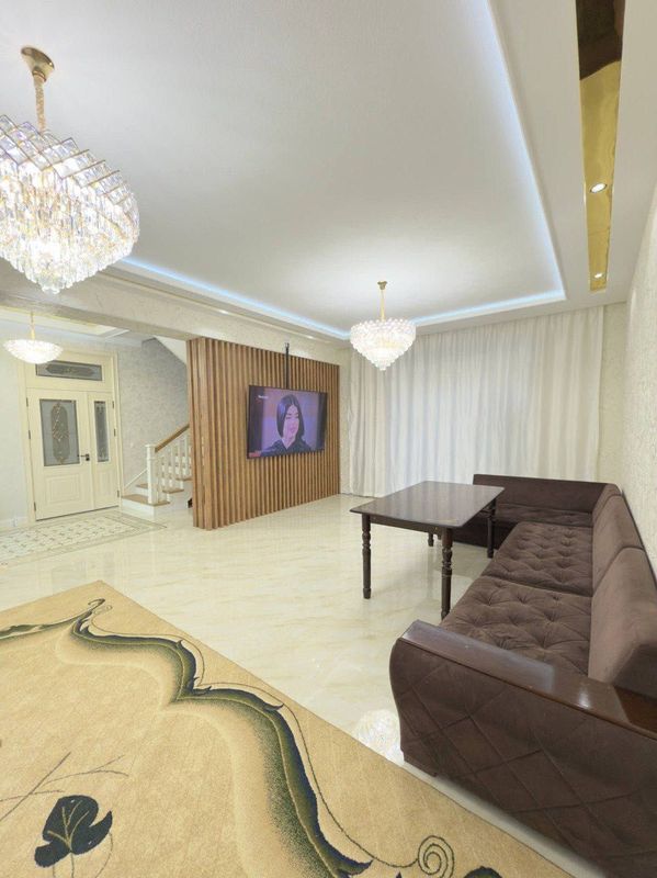Alfraganus Продается Коттедж 2.5 сотки ремонт Узбум Мирабад