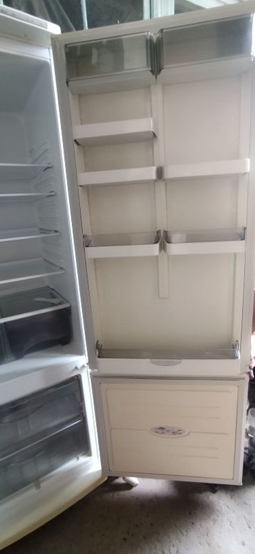 Продаётся холодильник Атлант Продаётся холодильник Атлант